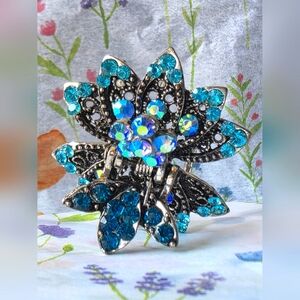 Blue Mini Butterfly 🦋 Hair Clip with Layered Design and Sparkling Crystals